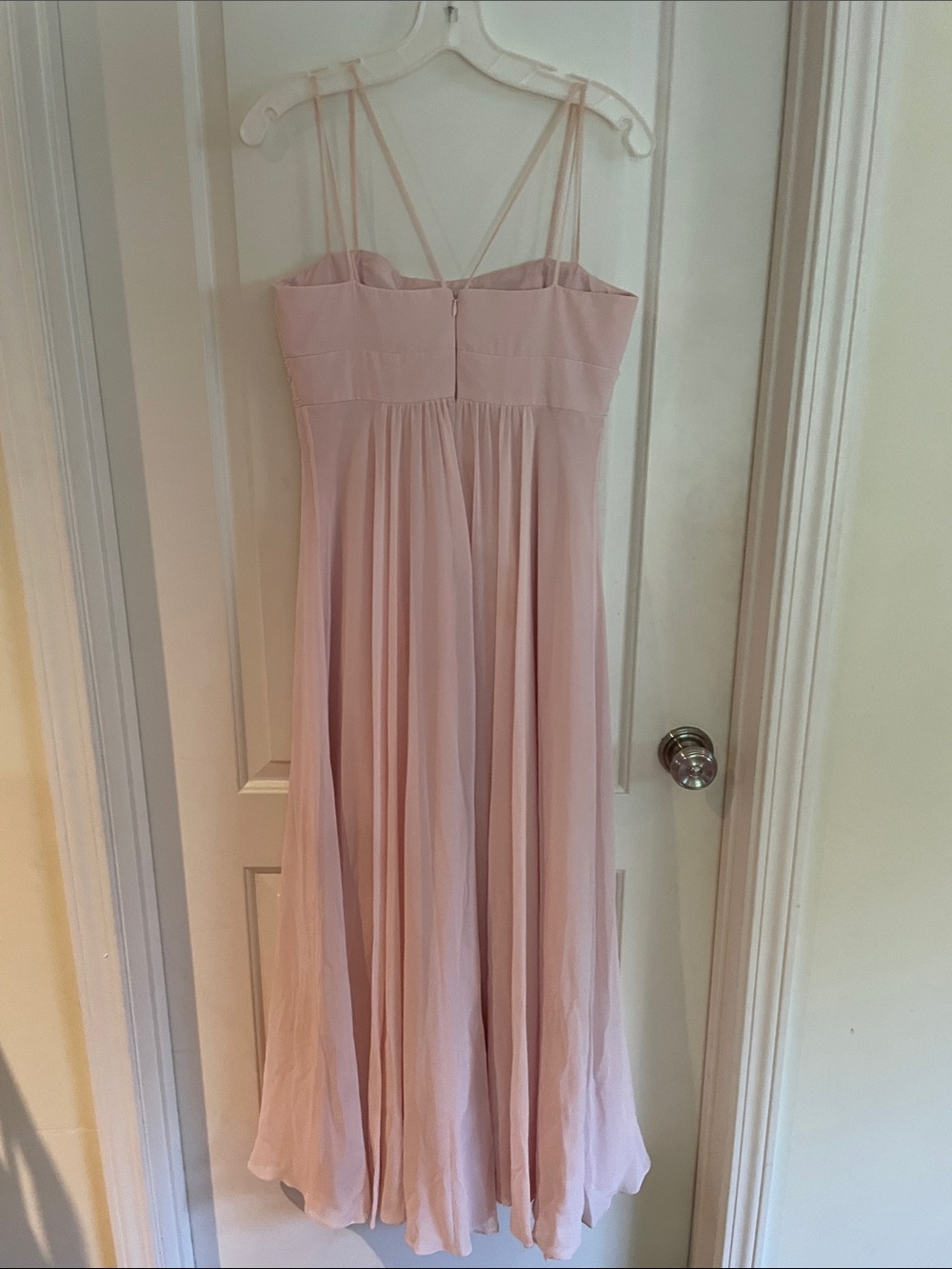David's Bridal Light Pink Chiffon Empire-Waist Spaghetti Strap Dress & Pashmina - Picture 4 of 5